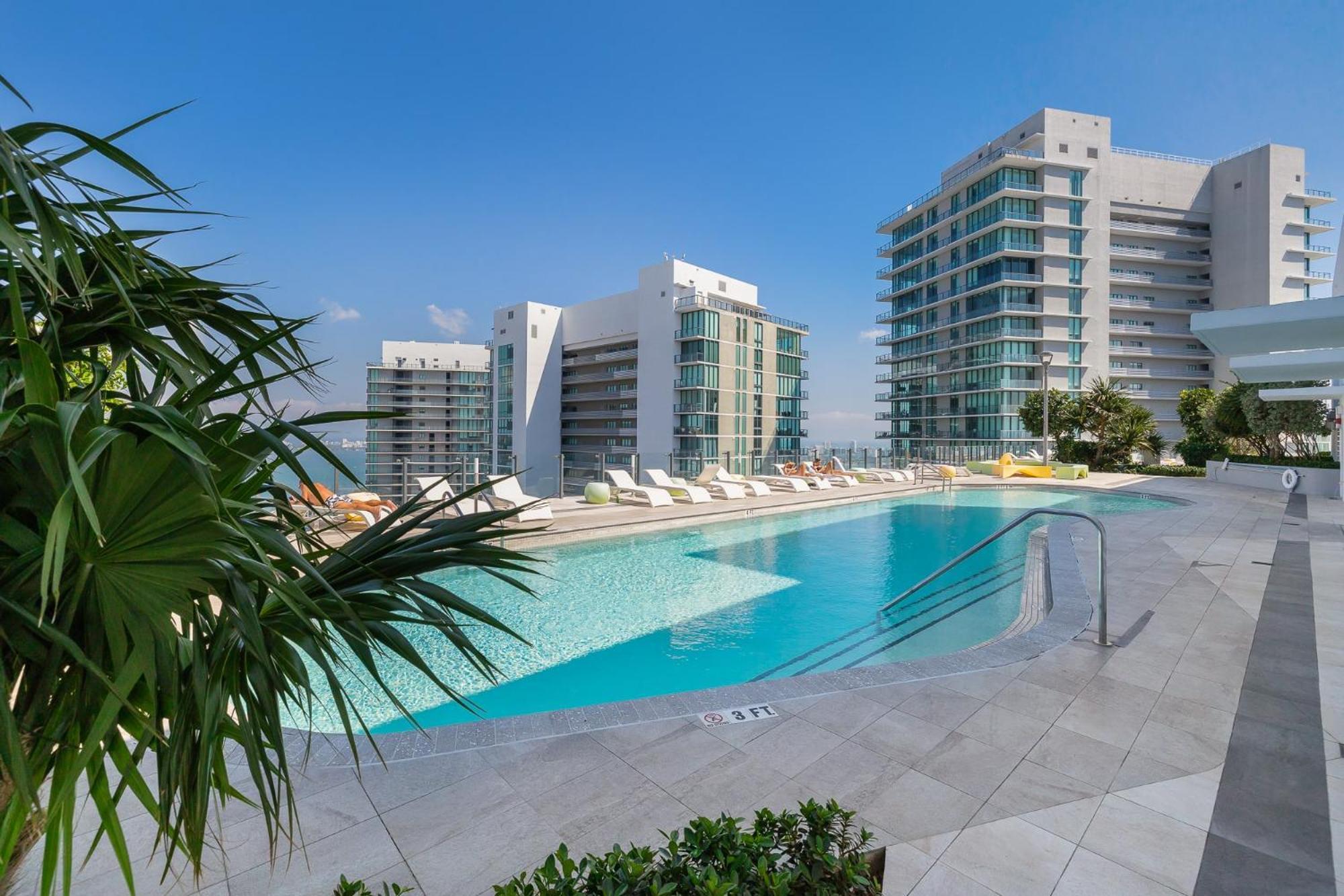 Unique High-Rise Condo In Miami Ngoại thất bức ảnh
